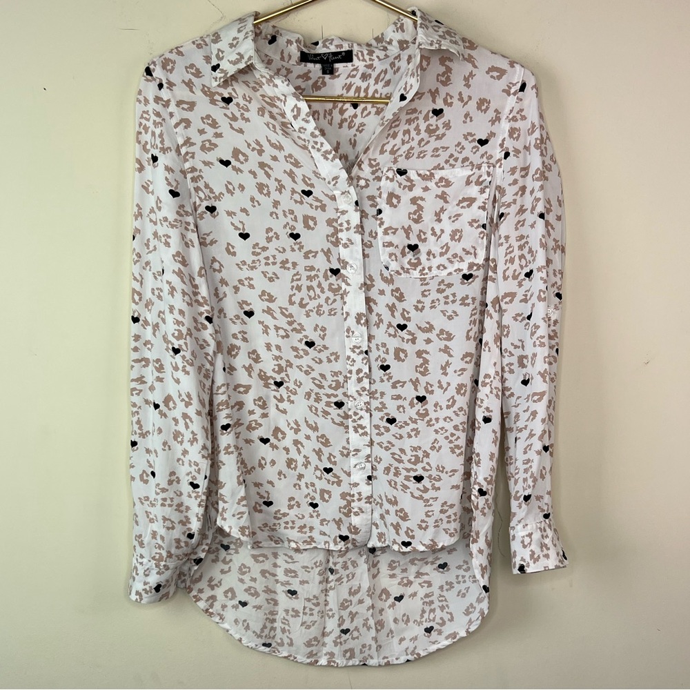 Velvet Heart White and Tan Button Down Shirt